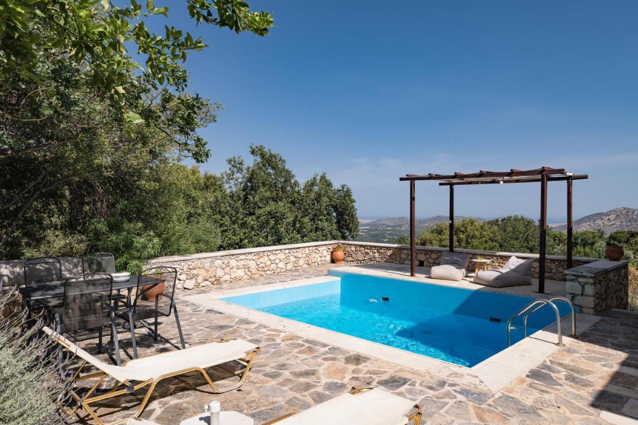Koules Estate, With Private Pools & Bbq - Embracing Nature, By Thinkvilla Argouli ภายนอก รูปภาพ
