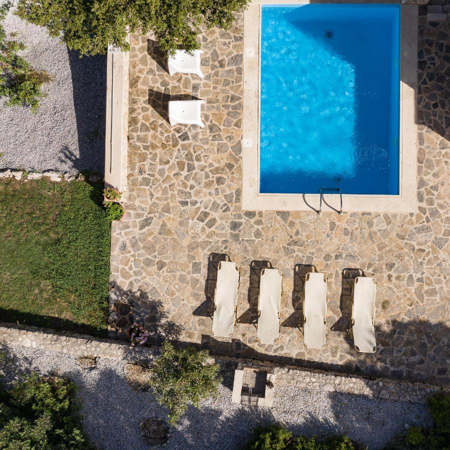 Koules Estate, With Private Pools & Bbq - Embracing Nature, By Thinkvilla Argouli ภายนอก รูปภาพ