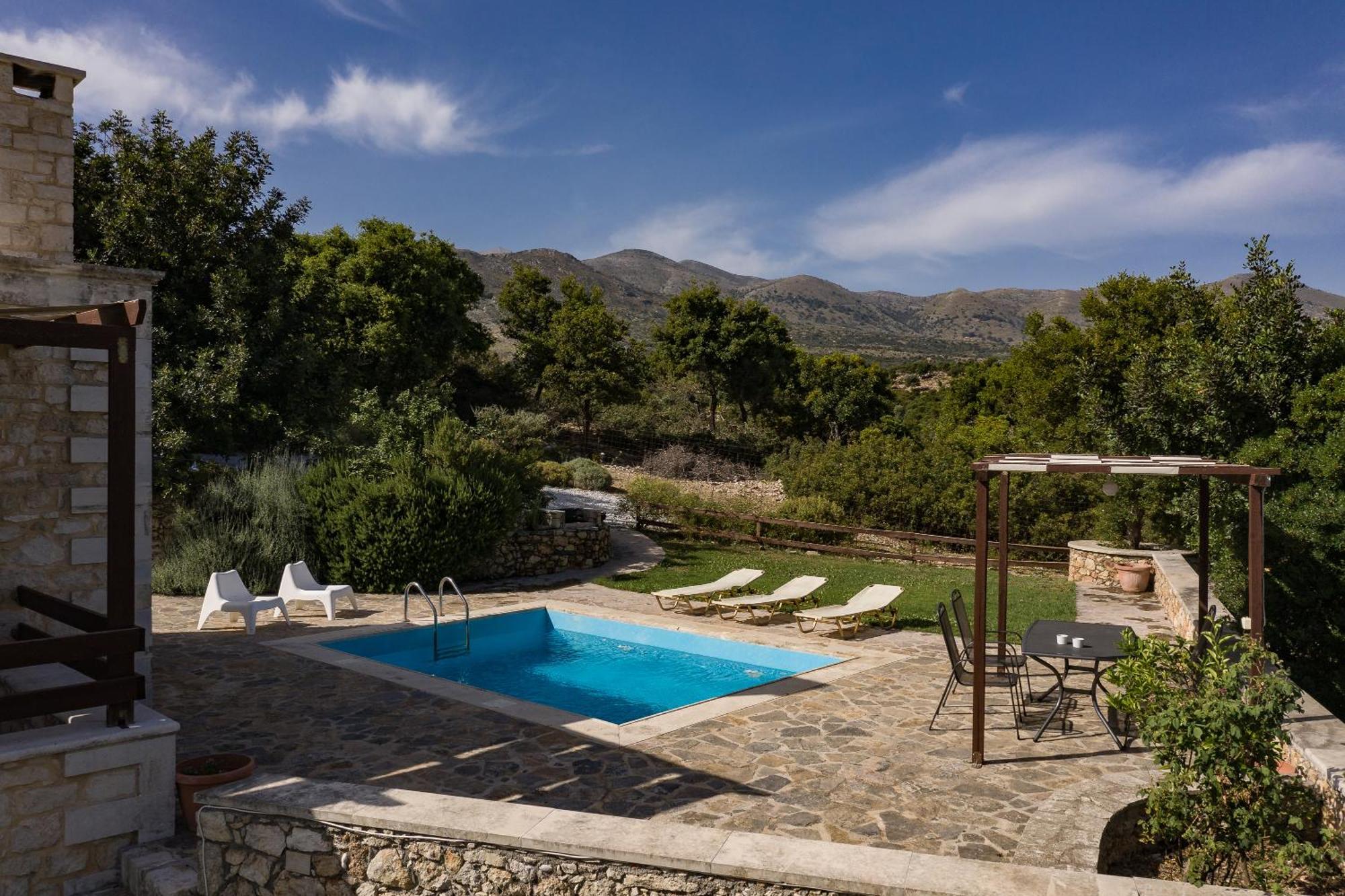 Koules Estate, With Private Pools & Bbq - Embracing Nature, By Thinkvilla Argouli ห้อง รูปภาพ