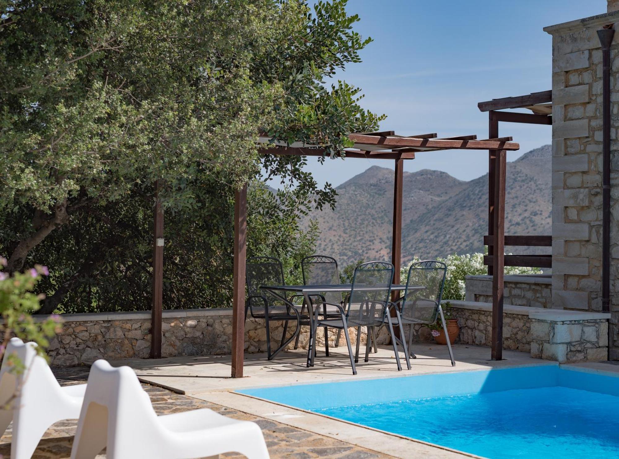 Koules Estate, With Private Pools & Bbq - Embracing Nature, By Thinkvilla Argouli ห้อง รูปภาพ